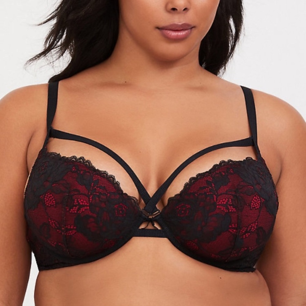 Torrid 42C red bra with black lace and sexy straps